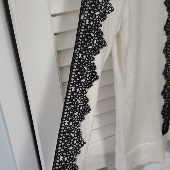 Lace sweater - Picture 4 of 6